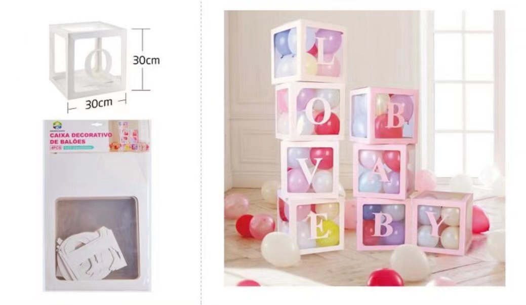 Caixa decorativa com letra LOVE