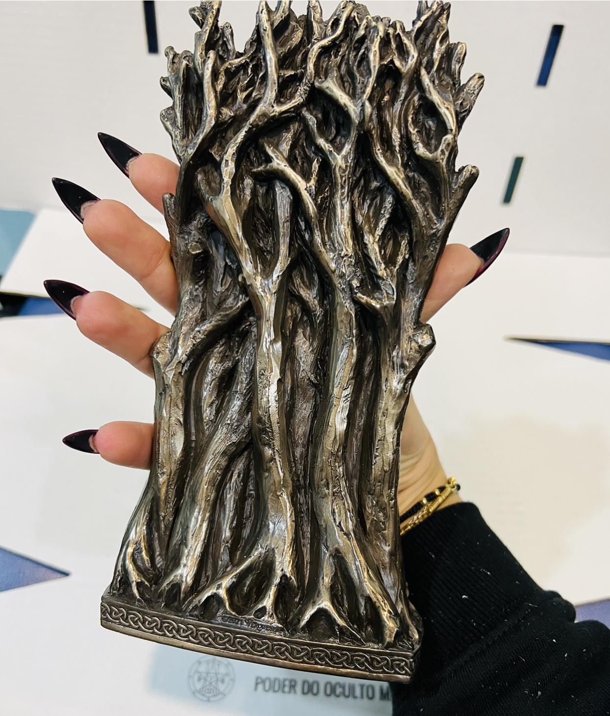 IMAGEM HECATE BRUXA
